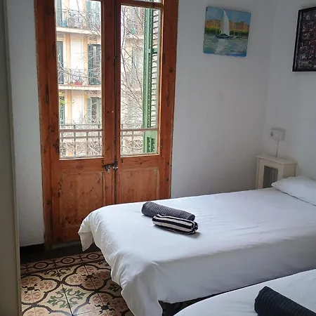 Centric Sagrada Famila 3 Appartement *